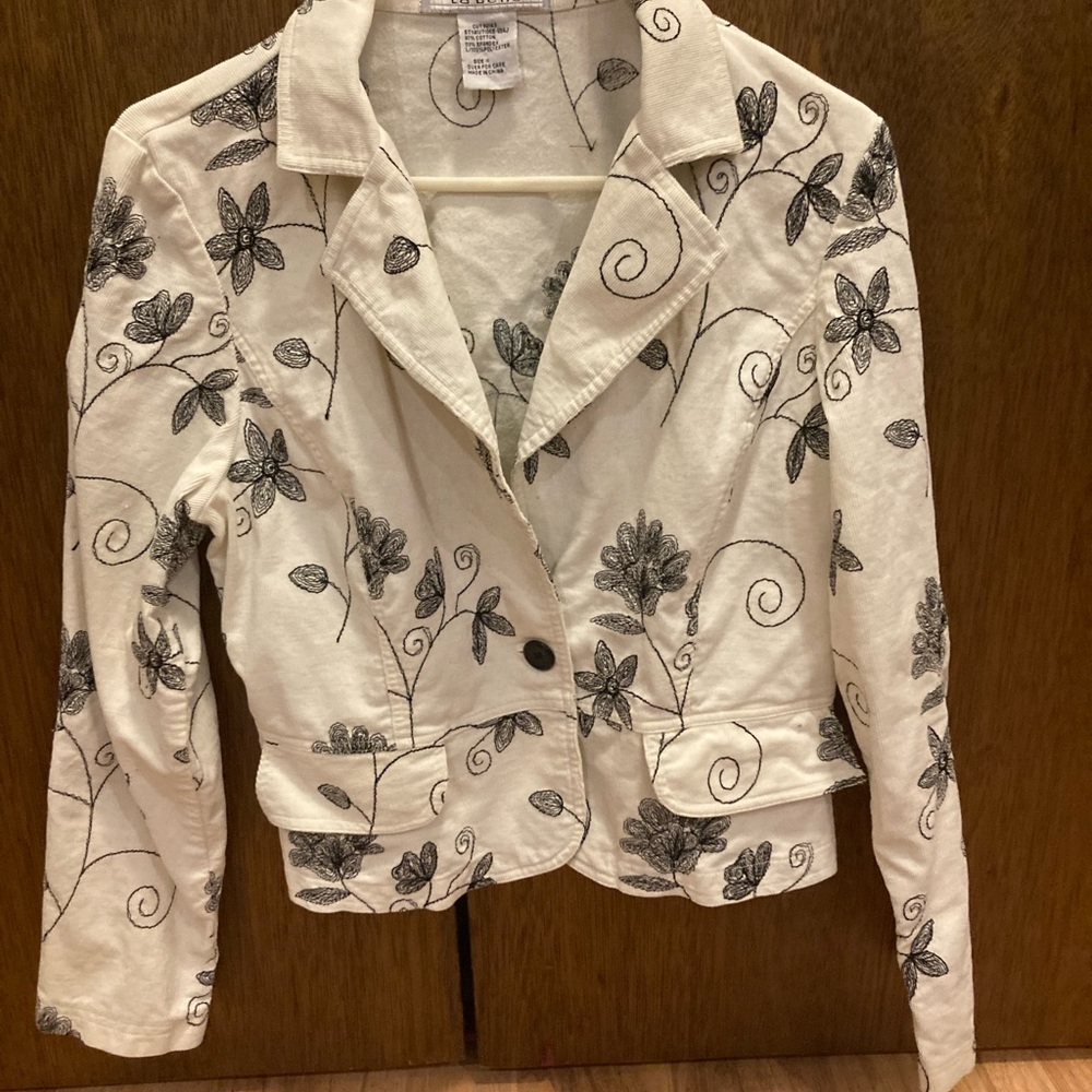 Lightweight jacket